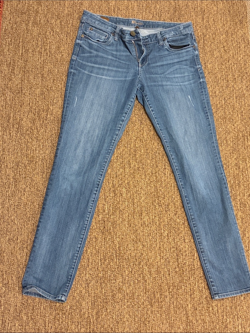 Kut from the Kloth Skinny Jeans in Medium Blue Wash